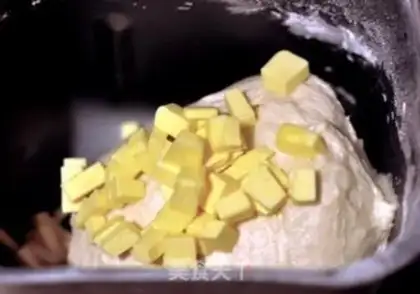 Make Light cream toast step 0