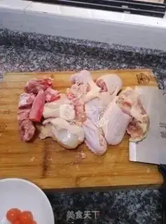 Make typhoid hens soup step 0