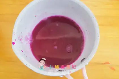 Make Fire Dragon Jell-O Milk step 3