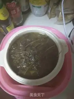 Make typhoid hens soup step 2
