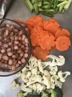 Make A chorus step 1