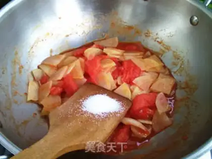 Make Tomato potatoes and noodles step 7