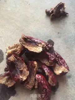 Make Apple date tea step 1