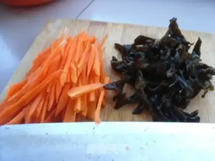 Make Salted ham noodles step 2