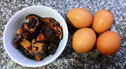 Make Sea cucumber steamed eggs step 0