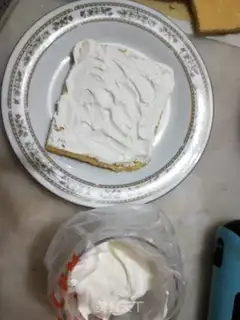 Make A flower cake step 1