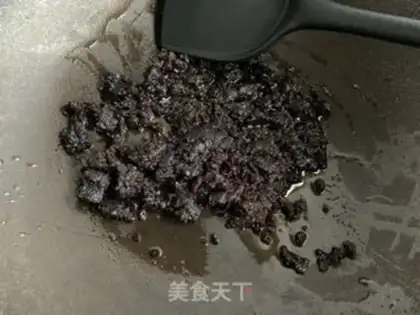 Make Red sugar sesame pancakes step 4
