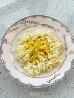 Make Tomato fried eggs step 8
