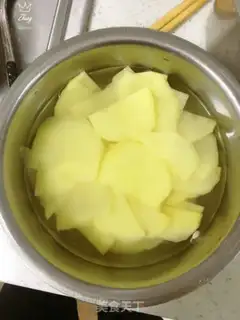 Make Old cucumber potatoes step 1