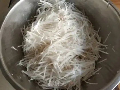 Make Carrot tofu soup step 1