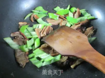 Make Duck egg ox hep pepper pasta step 3