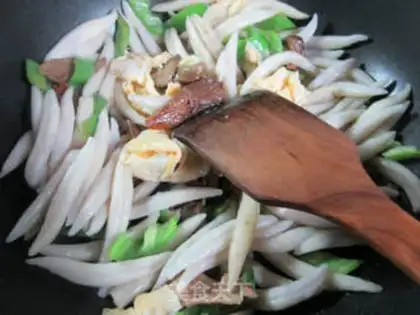 Make Duck egg ox hep pepper pasta step 4