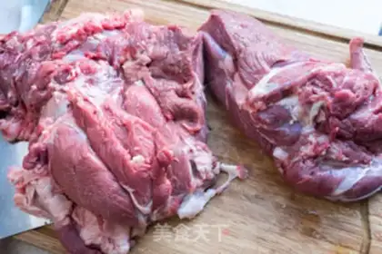 Make Scorch lamb soup step 1