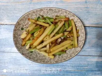Make Celery with potatoes step 7