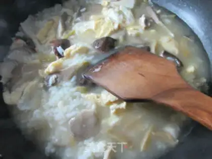 Make Squeeze a duck egg, twig rice step 7