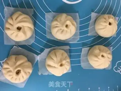 Make A cabbage bun step 9