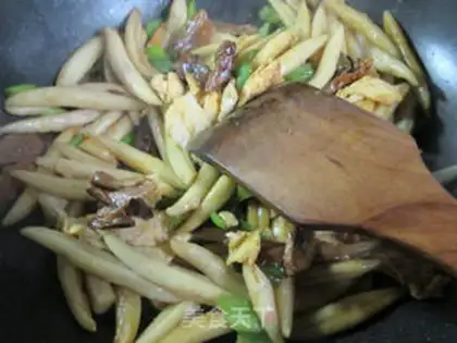 Make Duck egg ox hep pepper pasta step 7