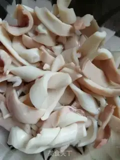 Make Spicy squid step 1