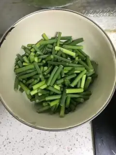 Make Garlic fried meat step 0
