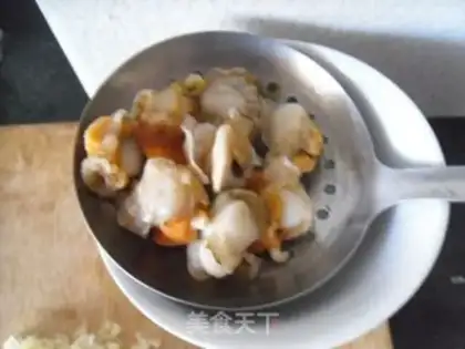Make Garlic fan sap step 3
