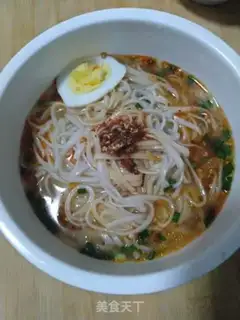 Make Egg and tomato noodles step 6