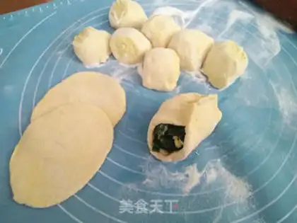 Make Cream eggs and mushrooms step 9