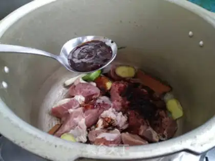 Make Private beef noodles step 4