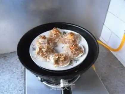 Make Garlic fan sap step 9