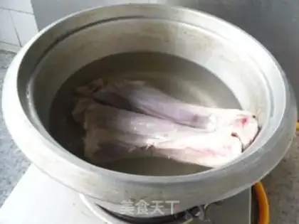Make Hamlegs step 1
