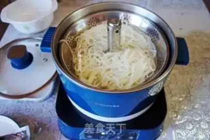 Make Hot soup snail powder step 3