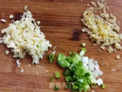 Make Frozen meat sauce step 1