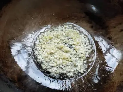 Make Meat and pepper sauce step 3
