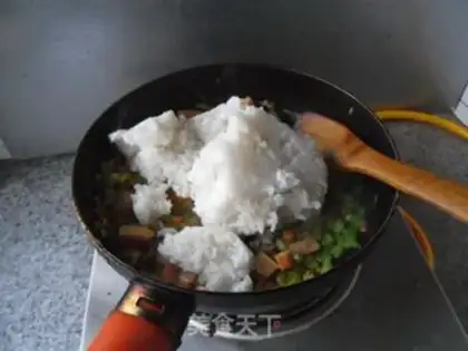 Make Corn sausage fried rice step 5