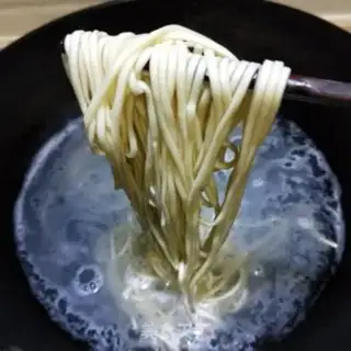 Make Eggbone soup noodles step 6
