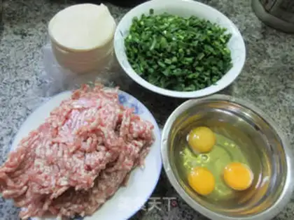 Make Eggs and dumplings step 0