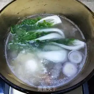 Make Eggbone soup noodles step 9