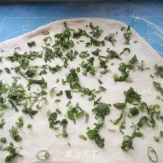 Make Onion bouquets step 4