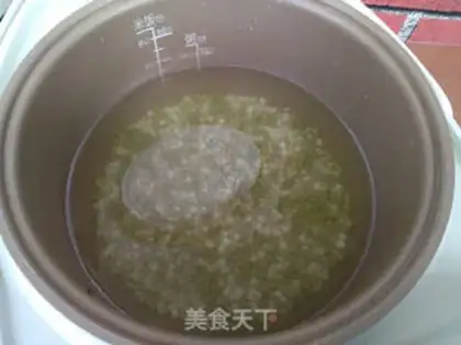 Make Porridge of rice and green beans step 3