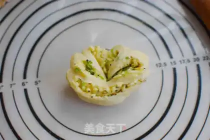 Make Black pepper onion cheese bread step 12