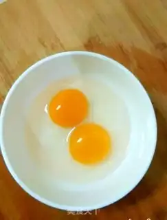 Make Tomato egg hot noodles step 2