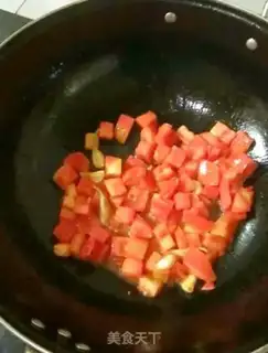 Make Tomato egg hot noodles step 4