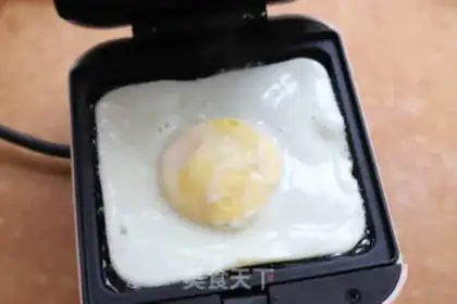 Make Butter egg sandwich step 2