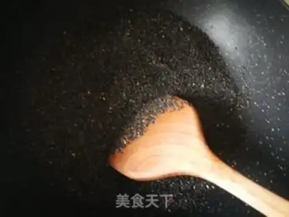 Make Homemade black sesame sauce step 2