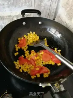 Make Corn tomato egg noodles step 2