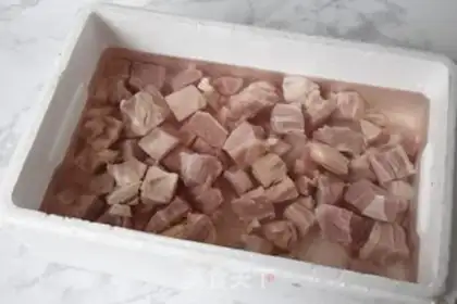 Make Tomato noodles step 1