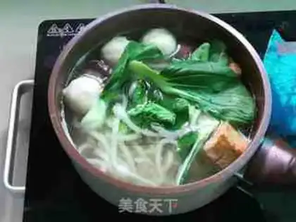 Make Sour soup fish noodles step 5