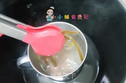 Make Ribbon seaweed soup step 6
