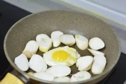 Make The eggs of the apricot step 5