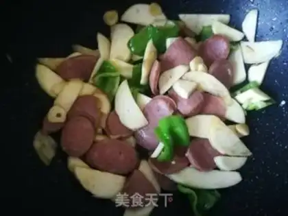 Make Wrinkled peppers whited meat sausages step 7
