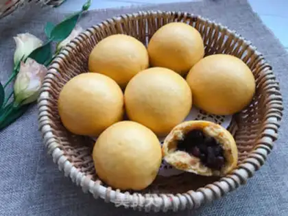 Make Carrot red bean bun step 12